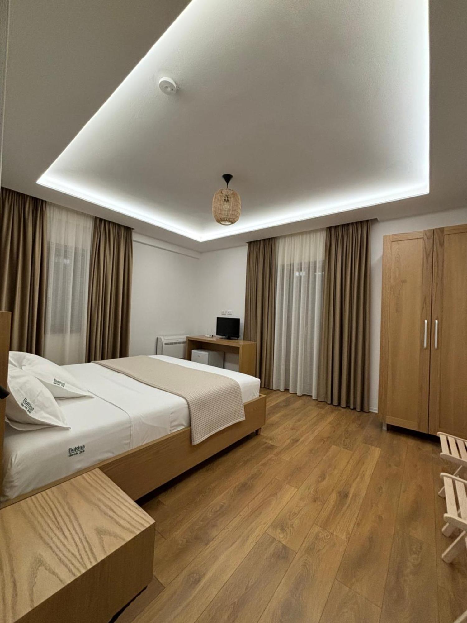 Hotel Gle-Alb Agrotourism Tepelene Esterno foto