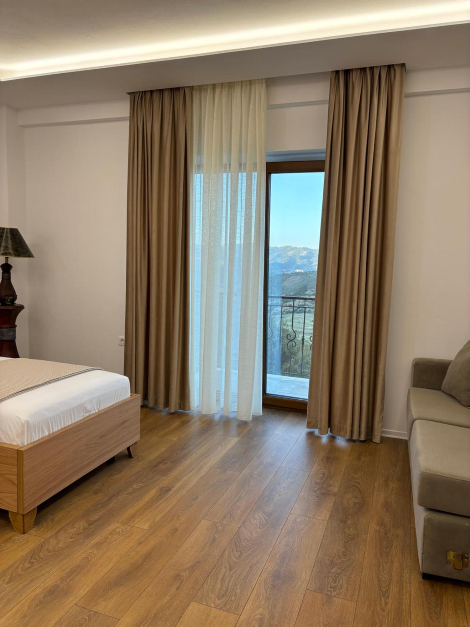 Hotel Gle-Alb Agrotourism Tepelene Esterno foto